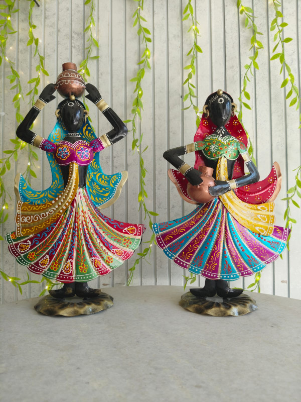 Panhari Matka Lady set of 2pc